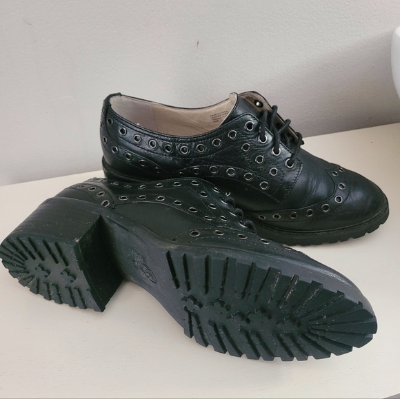 Michael kors Grommet oxfords size 8.5* - Picture 10 of 12
